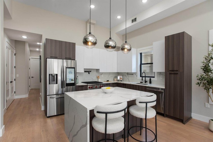 City living, reimagined. Welcome to 139 New York Avenue in - photo 5