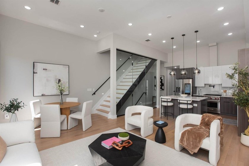 City living, reimagined. Welcome to 139 New York Avenue in - photo 10