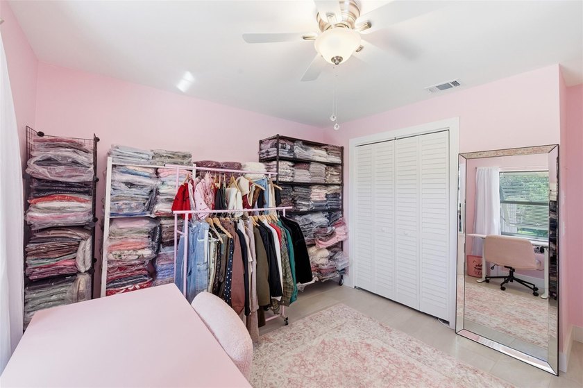 Experience refined living in this beautifully maintained - photo 22