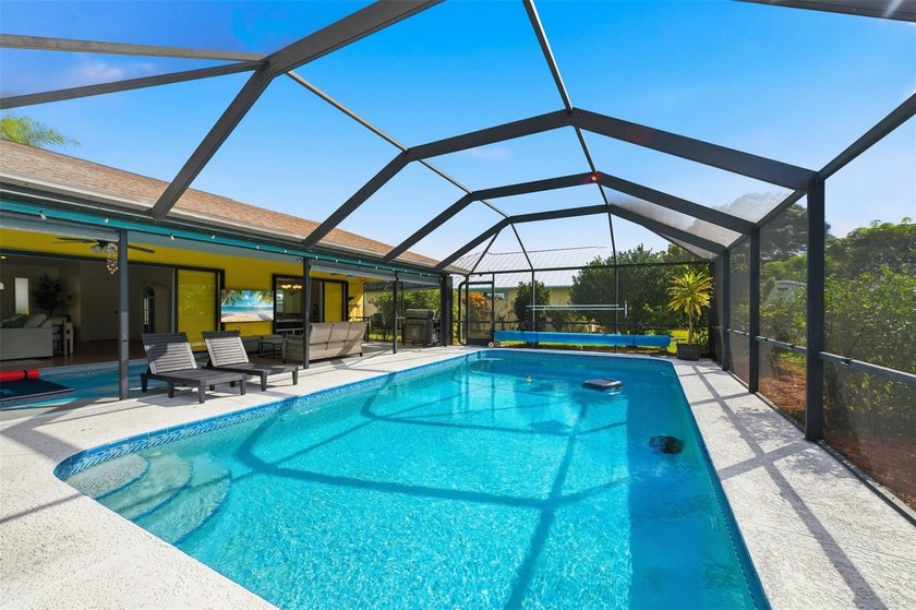 Experience refined living in this beautifully maintained - photo 29