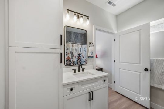 Welcome home to this charming 1,322 sq. ft. retreat, perfectly - photo 21