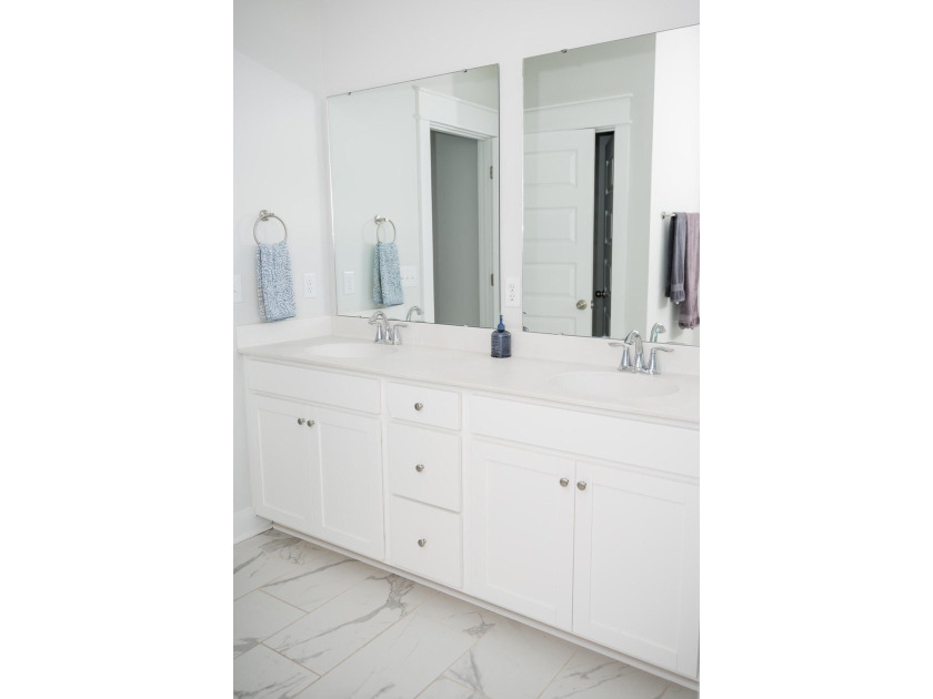Better than new in Summerville's coveted Carnes Crossroads! This - photo 23