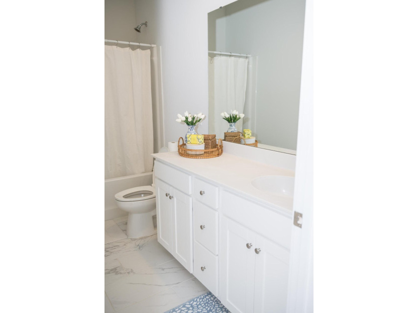 Better than new in Summerville's coveted Carnes Crossroads! This - photo 29