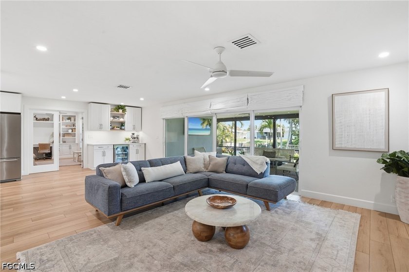 Beautifully remodeled 4-bedroom, 2-bath waterfront residence - photo 11