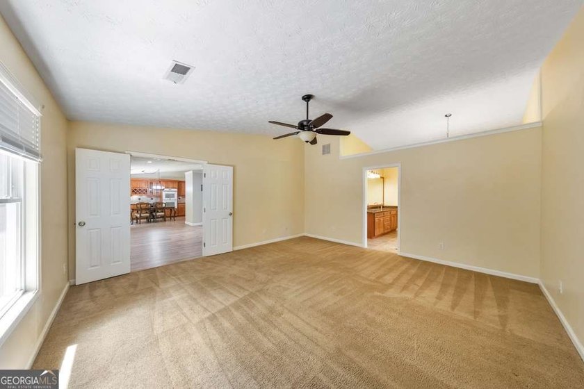 This timeless beauty is ready for you to move right in! Welcome - photo 24