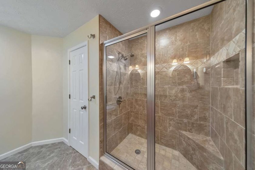 This timeless beauty is ready for you to move right in! Welcome - photo 34