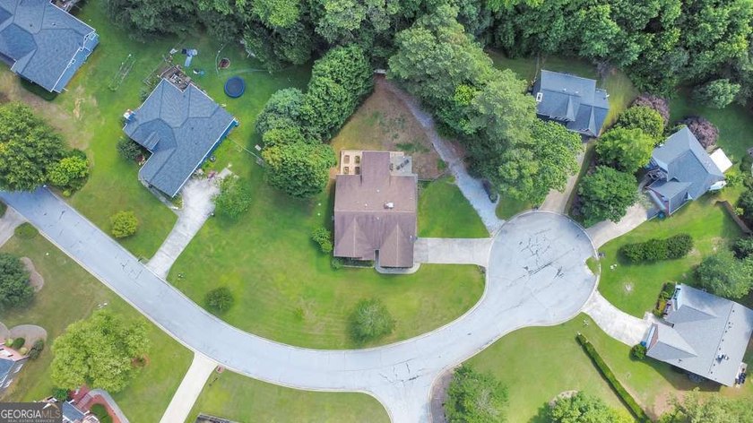This timeless beauty is ready for you to move right in! Welcome - photo 46