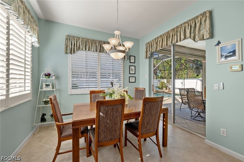 Welcome to a captivating 3-bedroom, 2-bathroom home nestled - photo 12