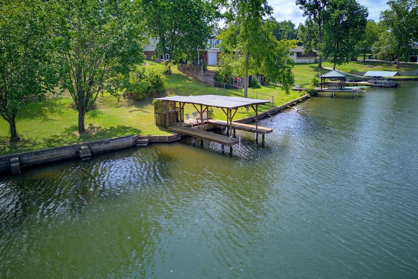 Lakefront Living at Its Best! Discover your own private retreat - photo 47