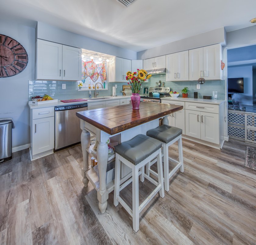 Gigantic dream home! East side of Federal, walk to intracoastal - photo 17