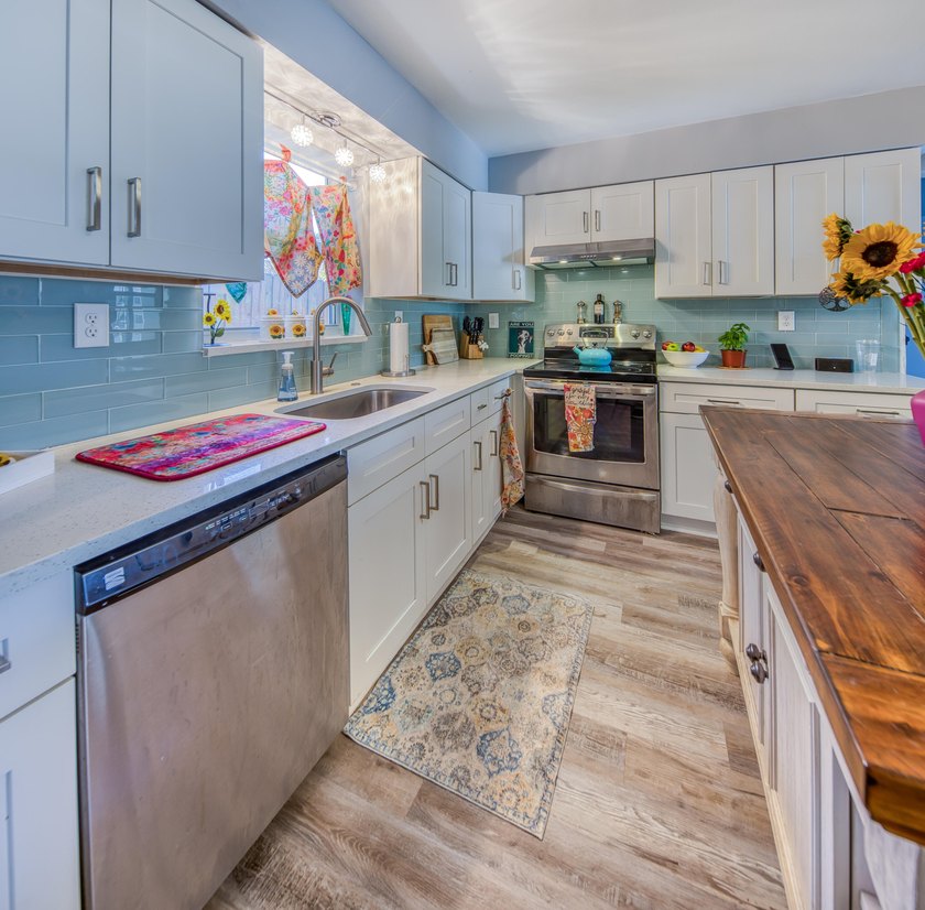 Gigantic dream home! East side of Federal, walk to intracoastal - photo 18