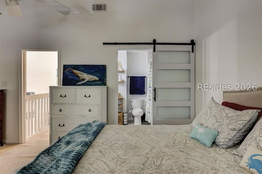 Tucked away on the desirable south end of the island, 11 - photo 33