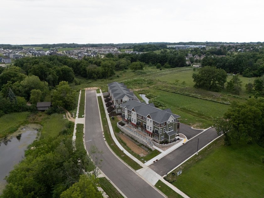Discover refined townhome living at Lacy Ridge, Fitchburg's - photo 41