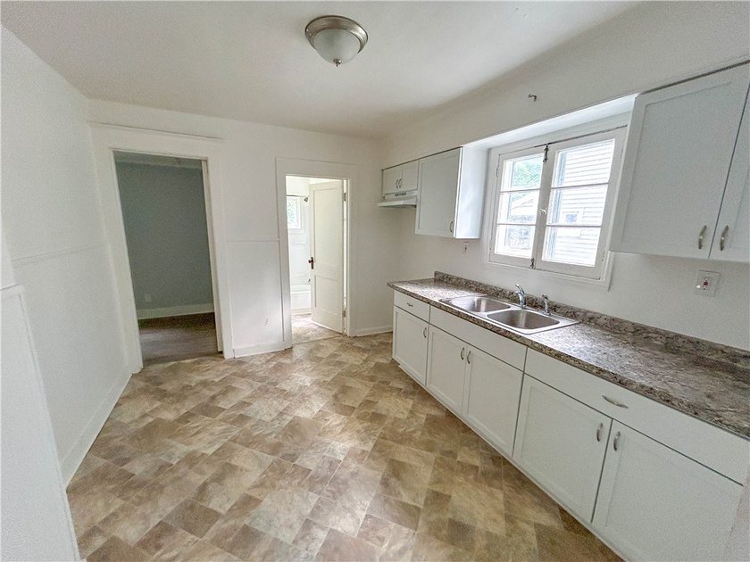 Huge Duplex in the Homestead Heights neighborhood of the City of - photo 10