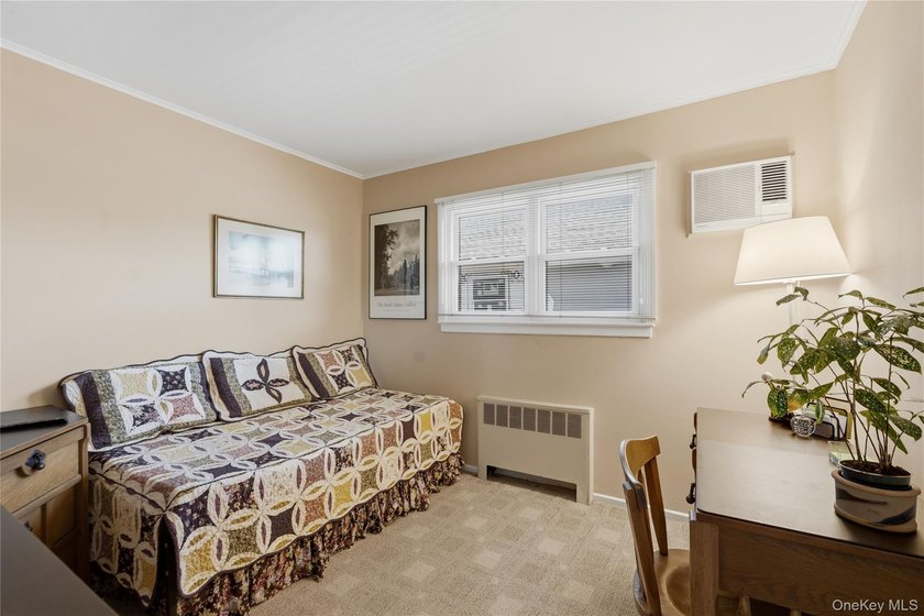 Don't miss this move in ready 3 to 4 bedroom Ranch with 2 full - photo 22