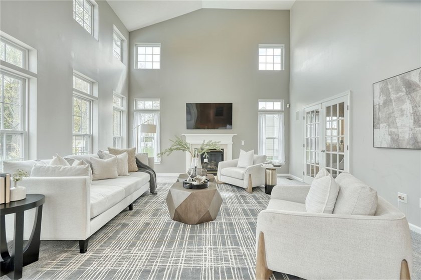 LIGHT! VOLUME! OPEN SPACE! Stunning Webster, NY home with SCALE - photo 13