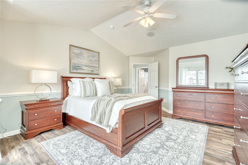 LIGHT! VOLUME! OPEN SPACE! Stunning Webster, NY home with SCALE - photo 31