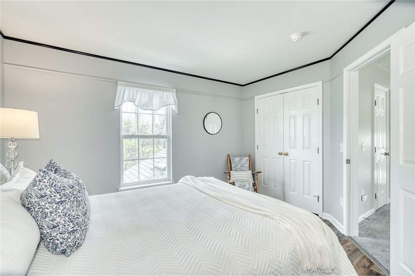 LIGHT! VOLUME! OPEN SPACE! Stunning Webster, NY home with SCALE - photo 37