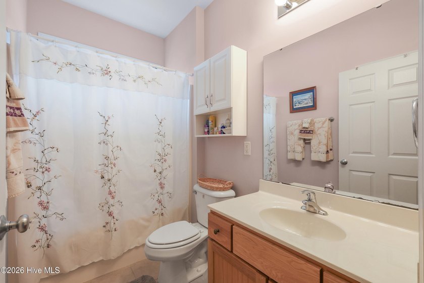 Enjoy effortless living in this beautifully maintained one-level - photo 21