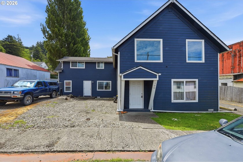 Remodeled 4 Plex On Oregon Coast! This 4 Plex features 4 - photo 2