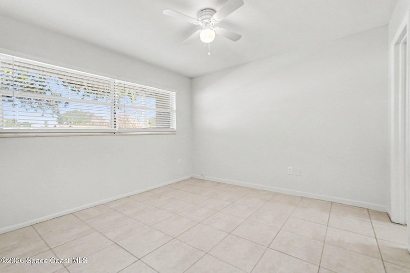 Welcome home to this beautifully remodeled 3-bedroom, 2-bath - photo 14