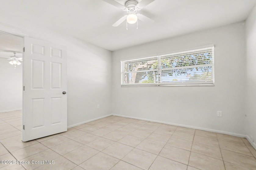 Welcome home to this beautifully remodeled 3-bedroom, 2-bath - photo 15