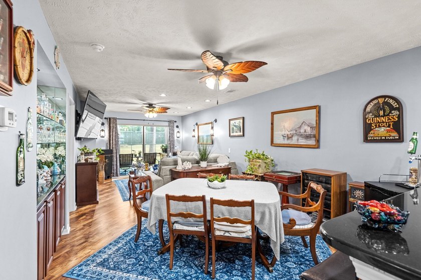BACK ON THE MARKET at no fault of the sellers! Welcome to this - photo 17