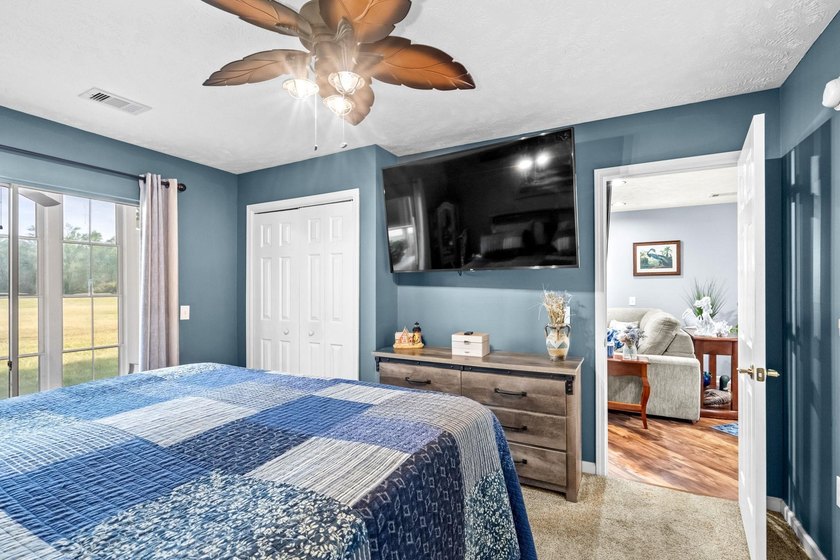 BACK ON THE MARKET at no fault of the sellers! Welcome to this - photo 25