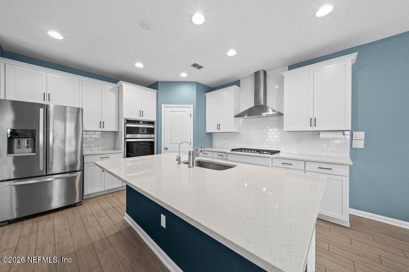 Welcome to this beautifully maintained 4 bedroom, 3 bathroom - photo 36