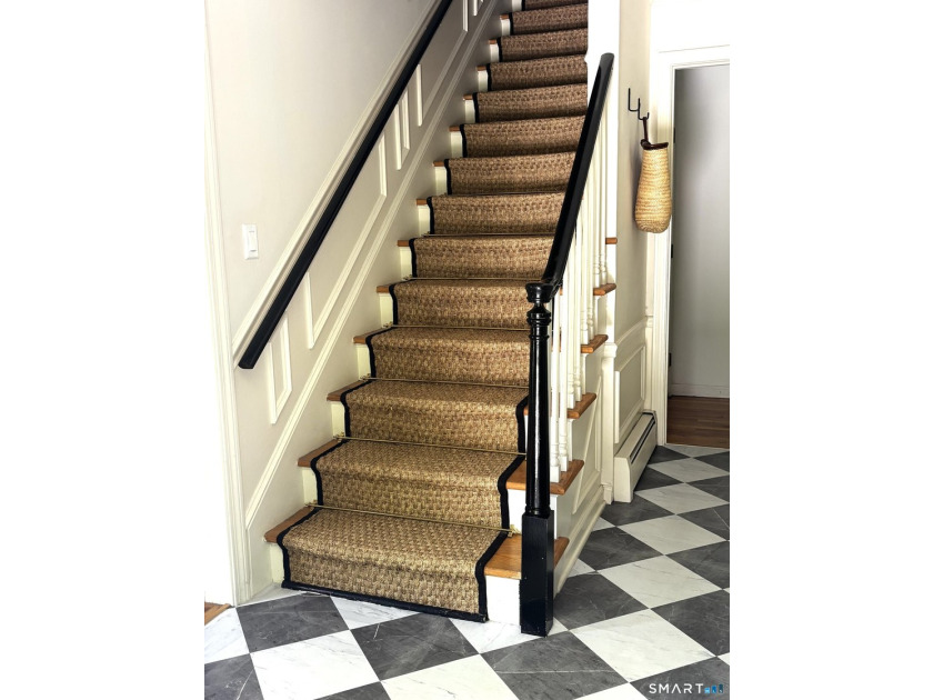 A rare fully furnished home in one of Waterbury's most unique - photo 7