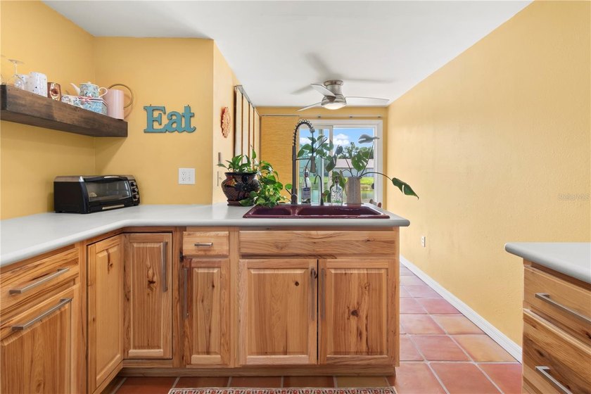Half (one side) of a duplex -- 3 BR/2 full baths (rare for this - photo 8