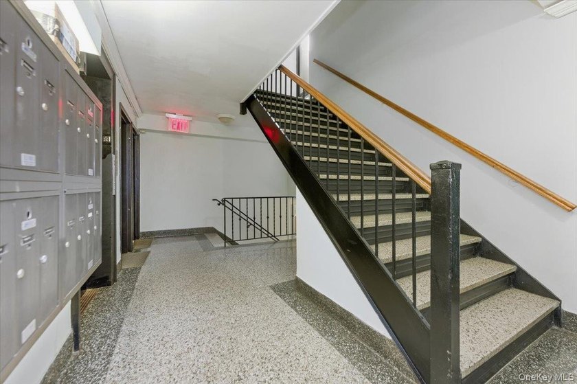 Step into style and comfort in this beautifully renovated studio - photo 3