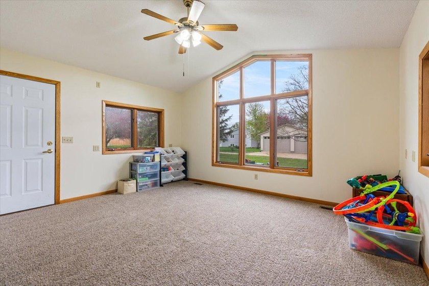 Welcome home! Step into this beautiful five-bedroom, two-bath - photo 11