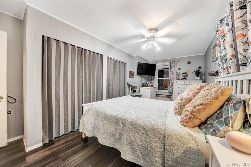 Filled with warmth and opportunity, this 3 bedroom, 1 bath Cape - photo 19