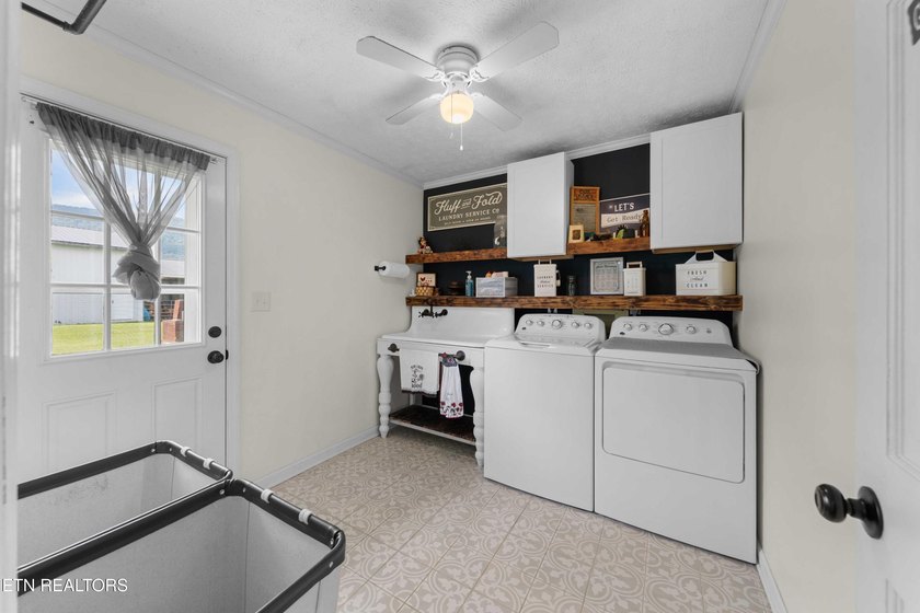 Check out this truly unique property located on nearly 4 flat - photo 23