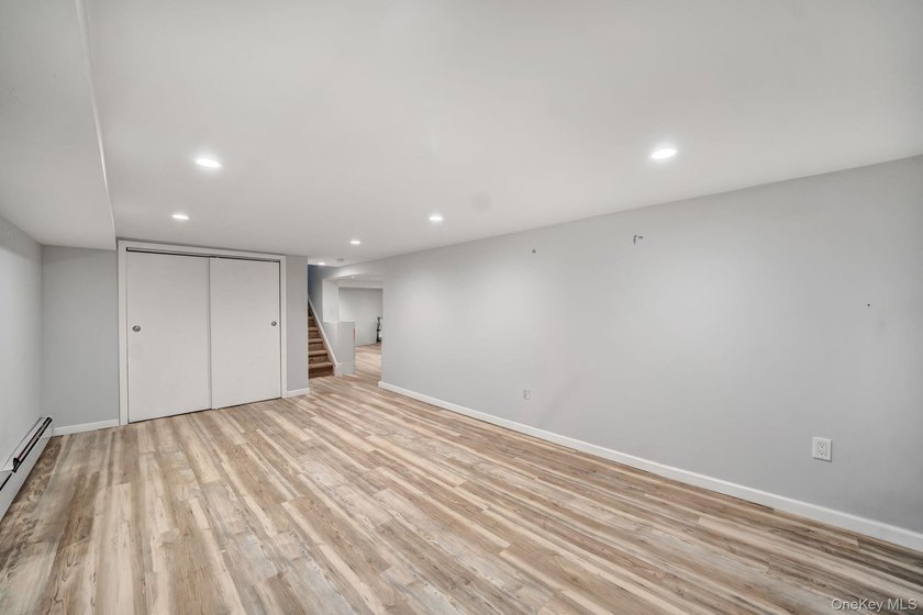 Filled with warmth and opportunity, this 3 bedroom, 1 bath Cape - photo 25