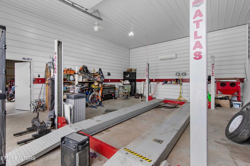 Check out this truly unique property located on nearly 4 flat - photo 34