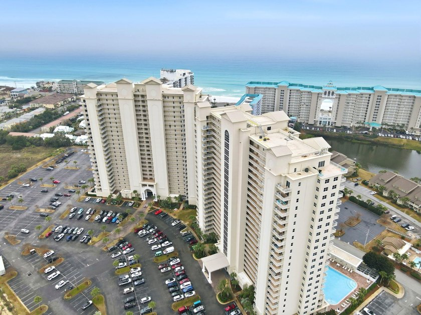Enjoy the ultimate resort-style living at Ariel Dunes, where - photo 2