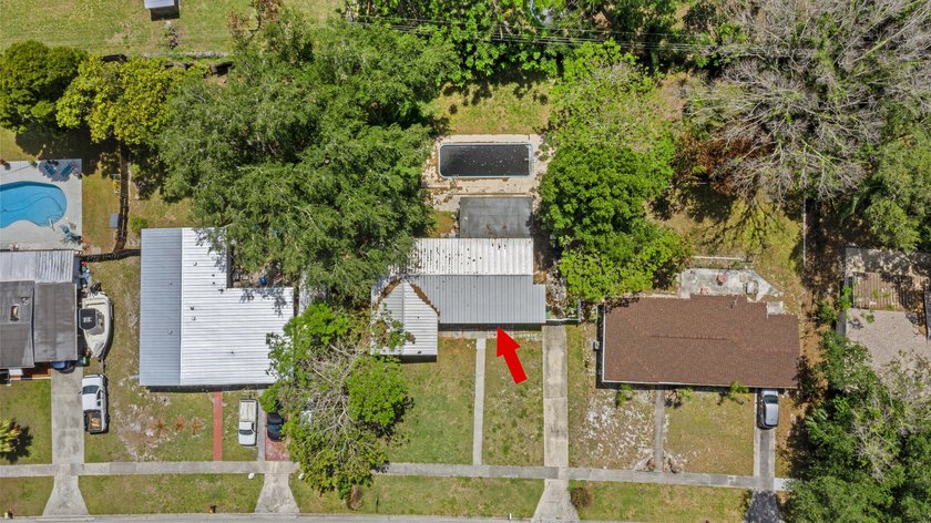 Charming 3-bedroom pool home in a great Port St. Lucie location! - photo 35