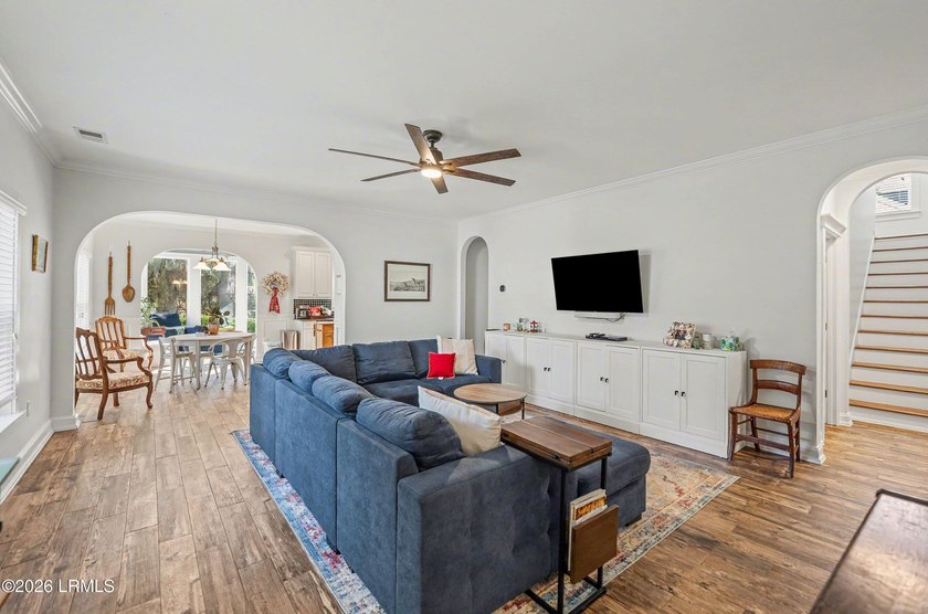 Experience coastal elegance in the sought-after Somerset Point - photo 7