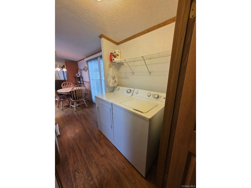 Charming Move-In Ready Home in the Heart of the East End - photo 10