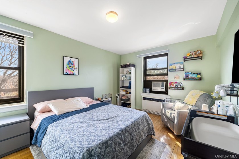 Charming 1 Bedroom Apartment in Windsor Park, where warmth and - photo 11