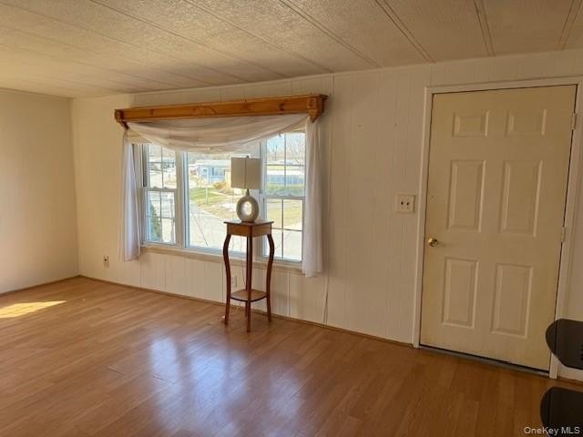 Calling investors and buyers with a vision ! Priced to sell in - photo 2