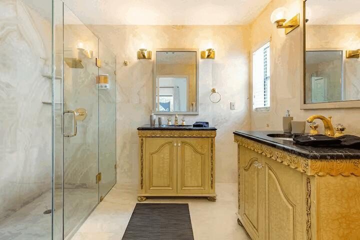 The only Diamond Model/largest floor plan for sale currently in - photo 20