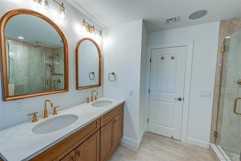 Builder's new construction Birmingham model offering - photo 22