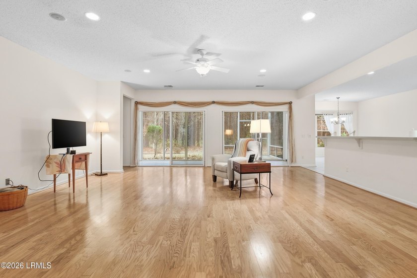 Expanded Dogwood model with private, wooded views in Sun City! - photo 5