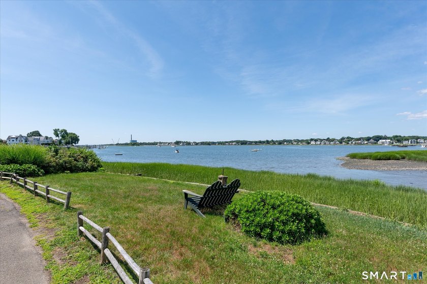 Private beach rights and an exceptional coastal lifestyle await - photo 5