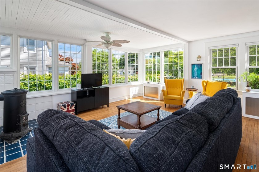 Private beach rights and an exceptional coastal lifestyle await - photo 10
