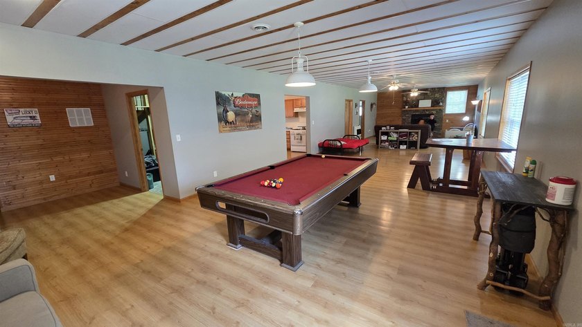 Welcome to market this well-maintained family home offering over - photo 15
