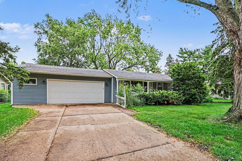 Welcome home to one of White Bear Lake's most sought-after - photo 3
